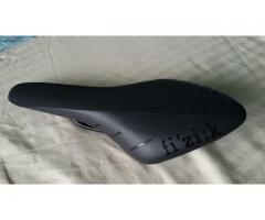 [SOLD SOLD] Fizik Arione R5 Saddle
